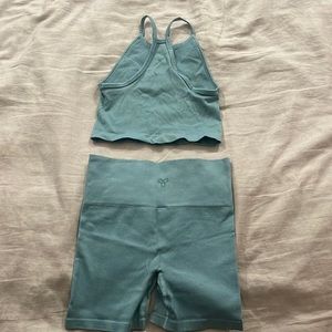 Aritzia TNA Light teal size medium workout set - crop top and spandex shorts